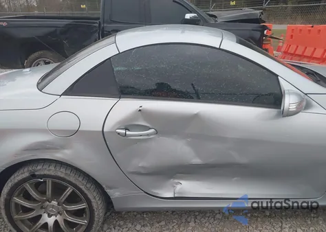 2007 Mercedes-Benz Slk 350 z USA, uszkodzony, nr VIN WDBWK56F57F133453